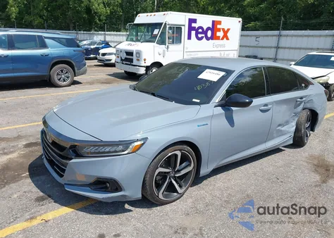 2022 Honda Accord Hybrid Sport z USA, uszkodzony, nr VIN 1HGCV3F21NA040387